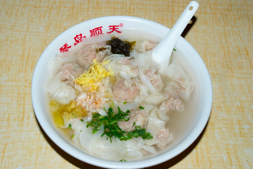 餐饮服务 虾仁馄饨;精肉馄饨;扇贝馄饨; 青岛琴岛顺天餐饮连锁有限公司