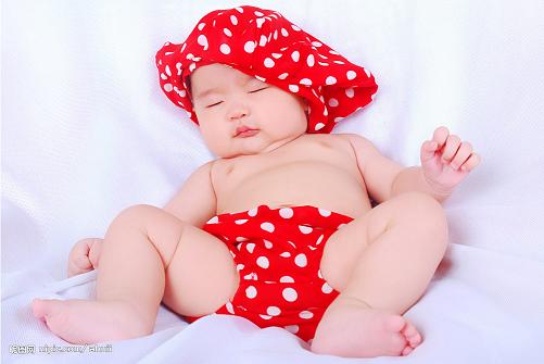 8个月宝宝的游戏  青岛福乐多催乳育婴健康工作室